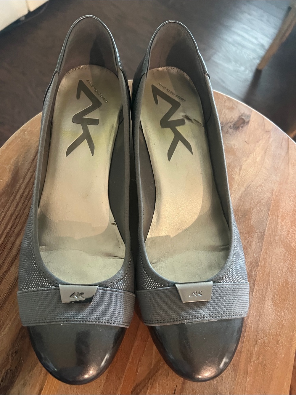 Anne Klein Gray and Black Cap-Toe Ballet Flats
